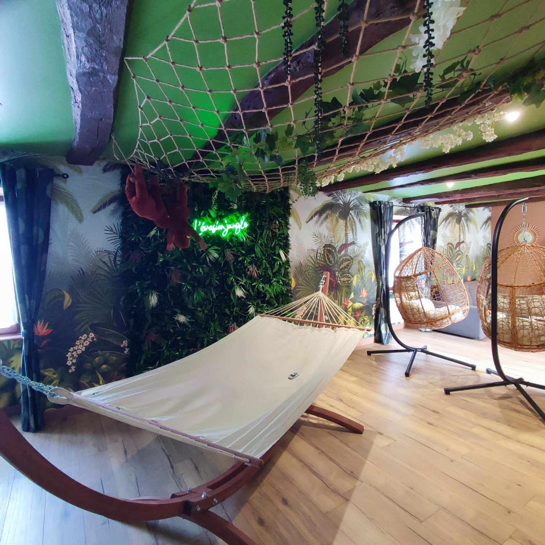 L'Evasion Jungle Apartment Saint-Pierre-de-Plesguen Luaran gambar
